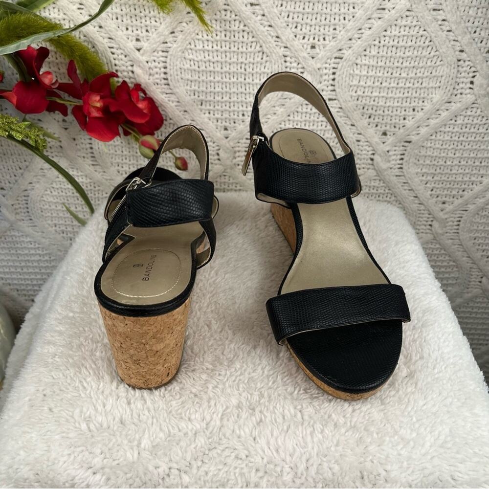 BANDOLINO | Black Textured "Tessa" Wedge Sandals - Picture 2 of 12